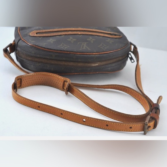 Authentic Louis Vuitton Monogram Senlis Shoulder Bag - Picture 7 of 12